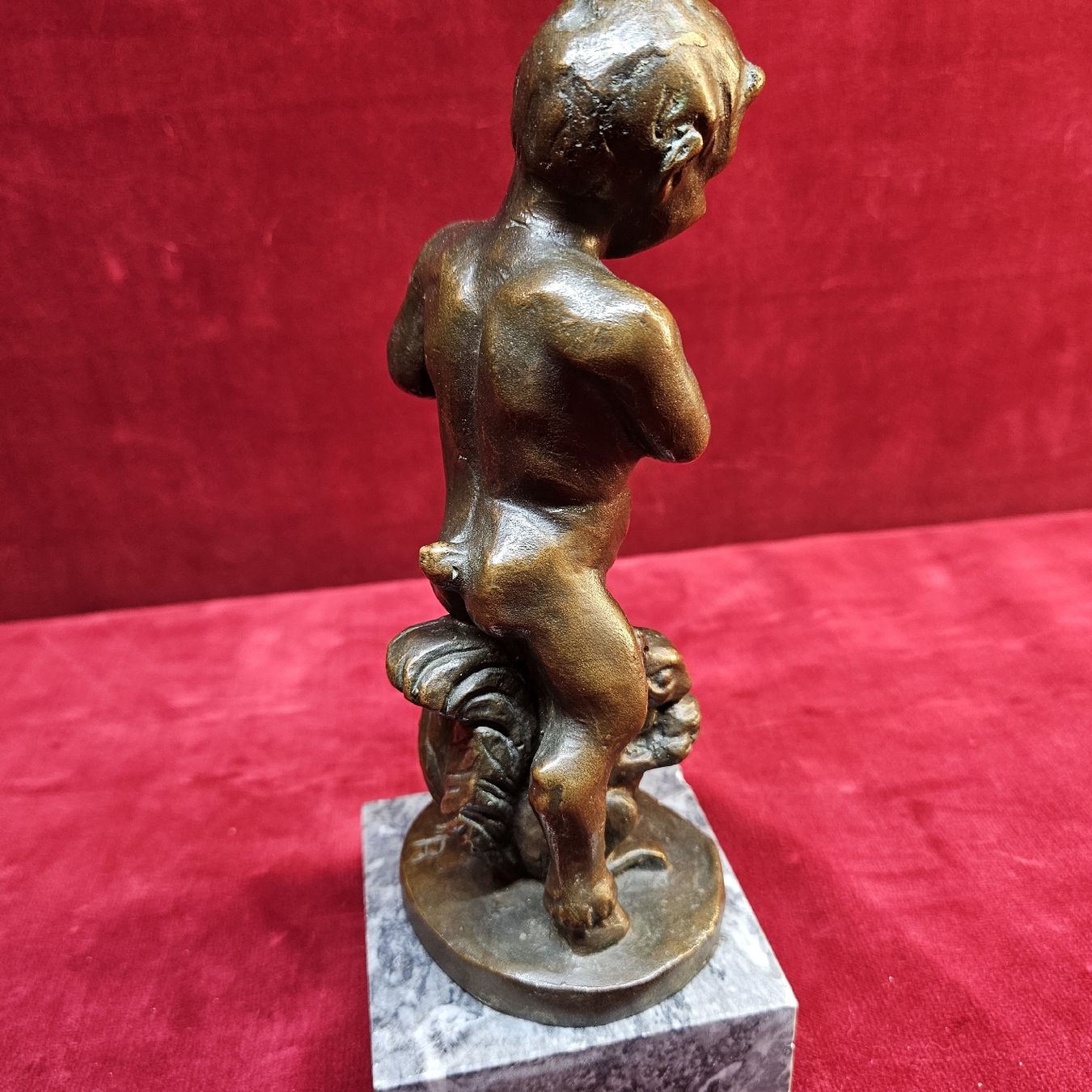 Statuette: Bronzefigur, Faun mit Eichhörnchen, Alt – Usato da Bözberg venduto da L-G 4