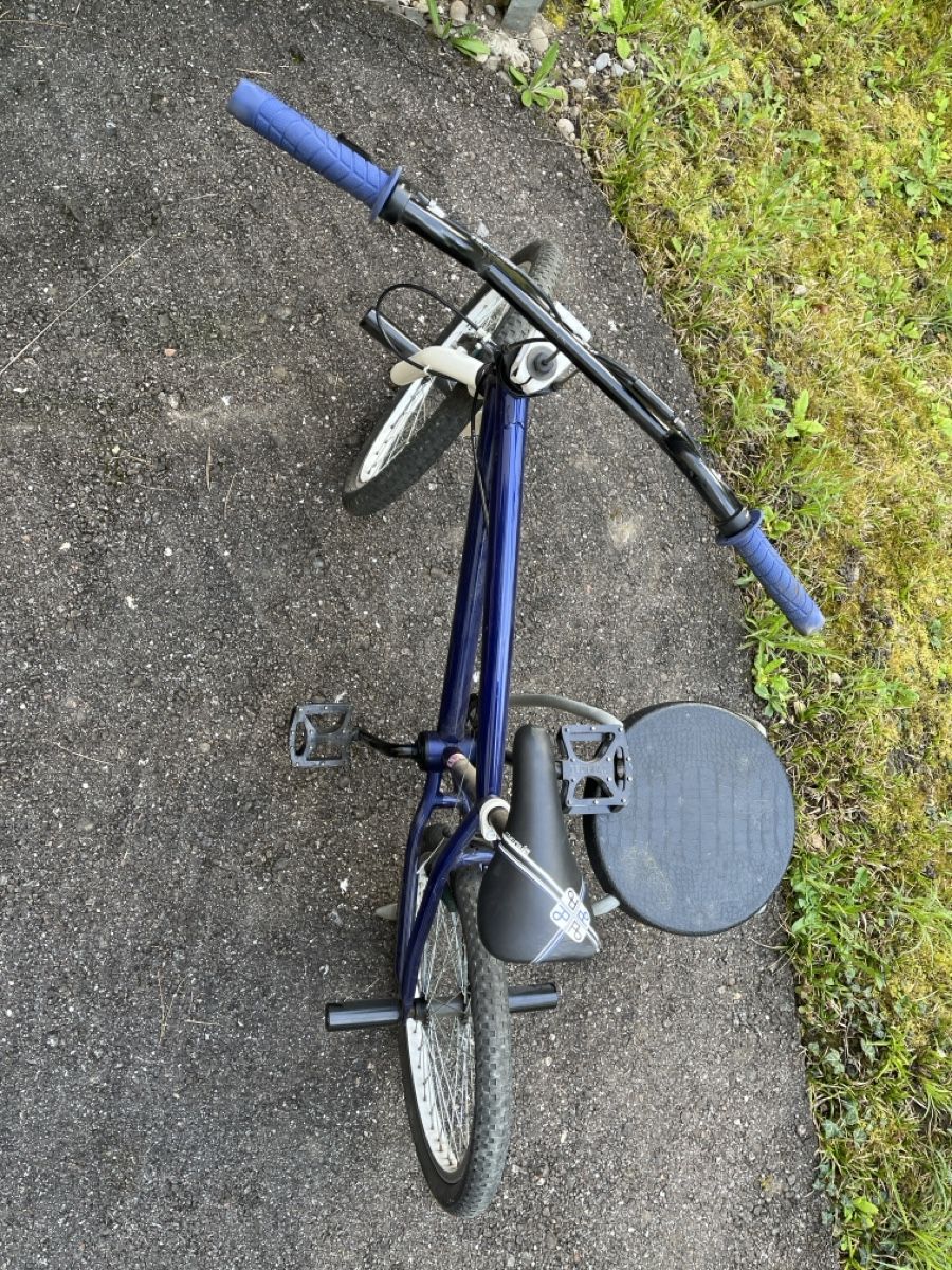 Velos: BMX Fahrrad Velo – Gebraucht aus Basel von Buechermensch 4