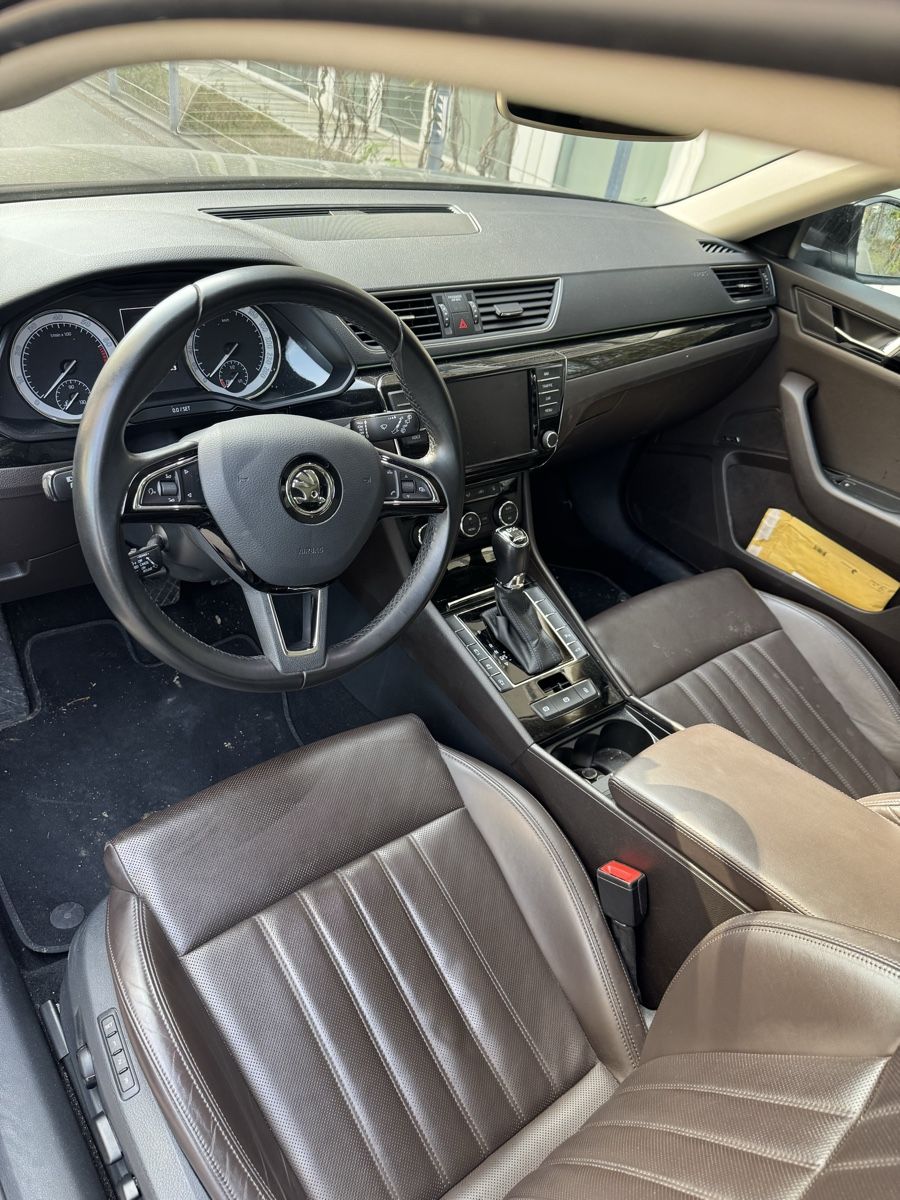 Skoda Automobili: Skoda Superb – Usato da Zürich venduto da inf_7dhl 4