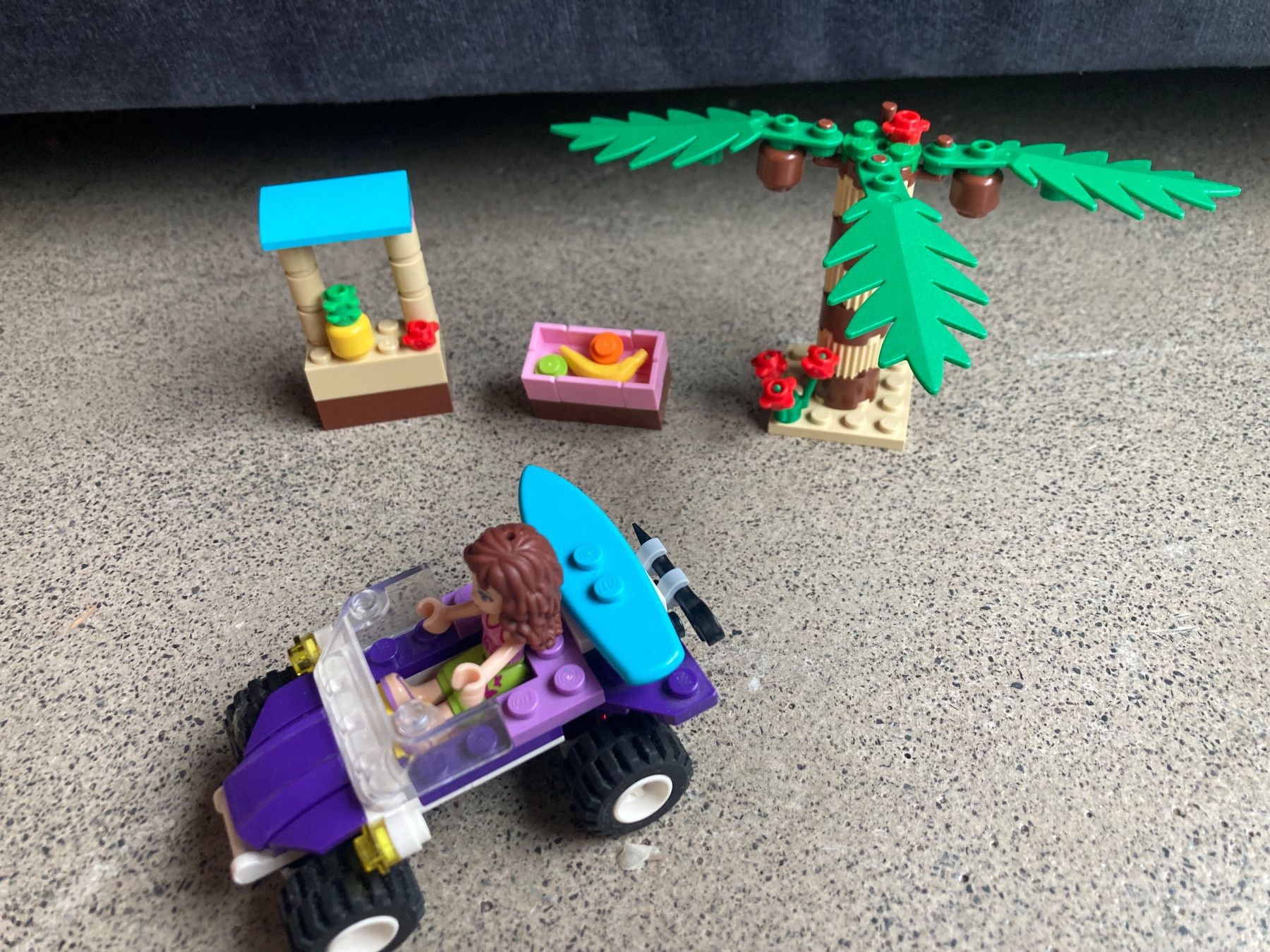 Lego Giocattoli: Lego Friends Olivias Strandbuggy – Usato da Walenstadt venduto da mountaingirl30