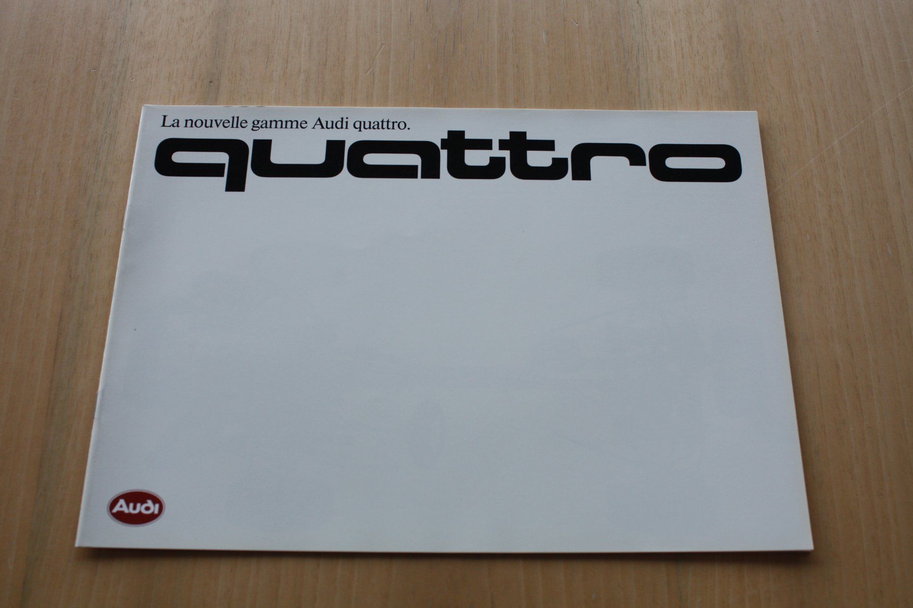 Audi Documenti: Audi Quattro Programm Prospekt 2/1985 Französisch – Usato da Wikon venduto da erwin400