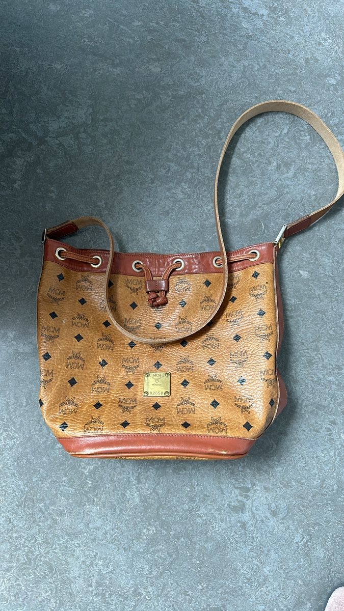 Mcm Borse da donna: Vintage MCM Beuteltasche – Usato da Olten venduto da threebumblebee
