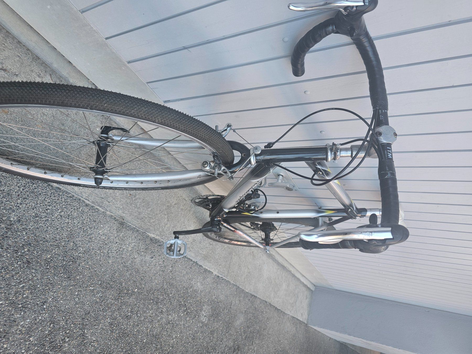 Biciclette: 2 Rennvelo – Difettoso da kleindöttingen venduto da Jimi-Hendrix