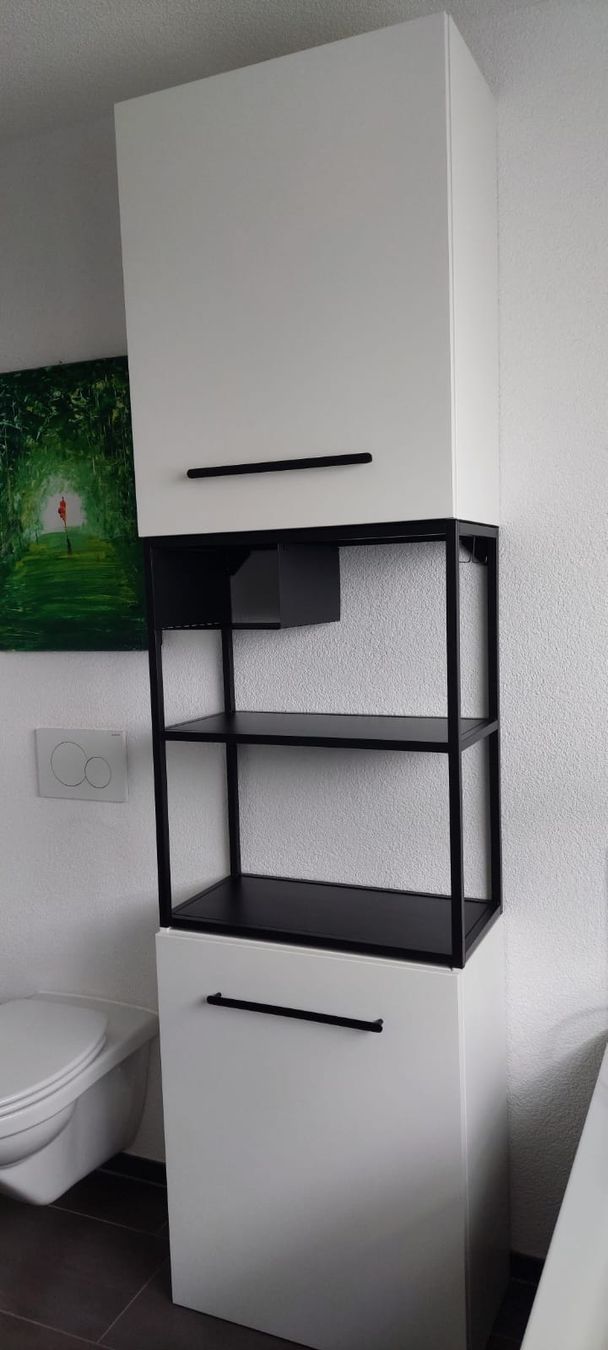 Ikea Armadi: Schrank, Badmöbel – Usato da Stachen venduto da 1Sebulba1 1