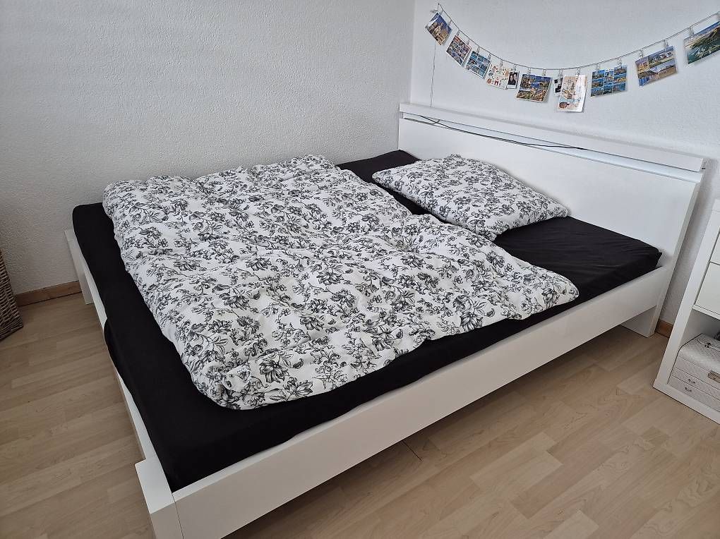 Betten: Bettgestell 180×200cm mit LED - gratis – Gebraucht aus Mettmenstetten von AngelaDell 1
