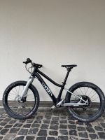 Woom 4 OFF Schwarz – 20"