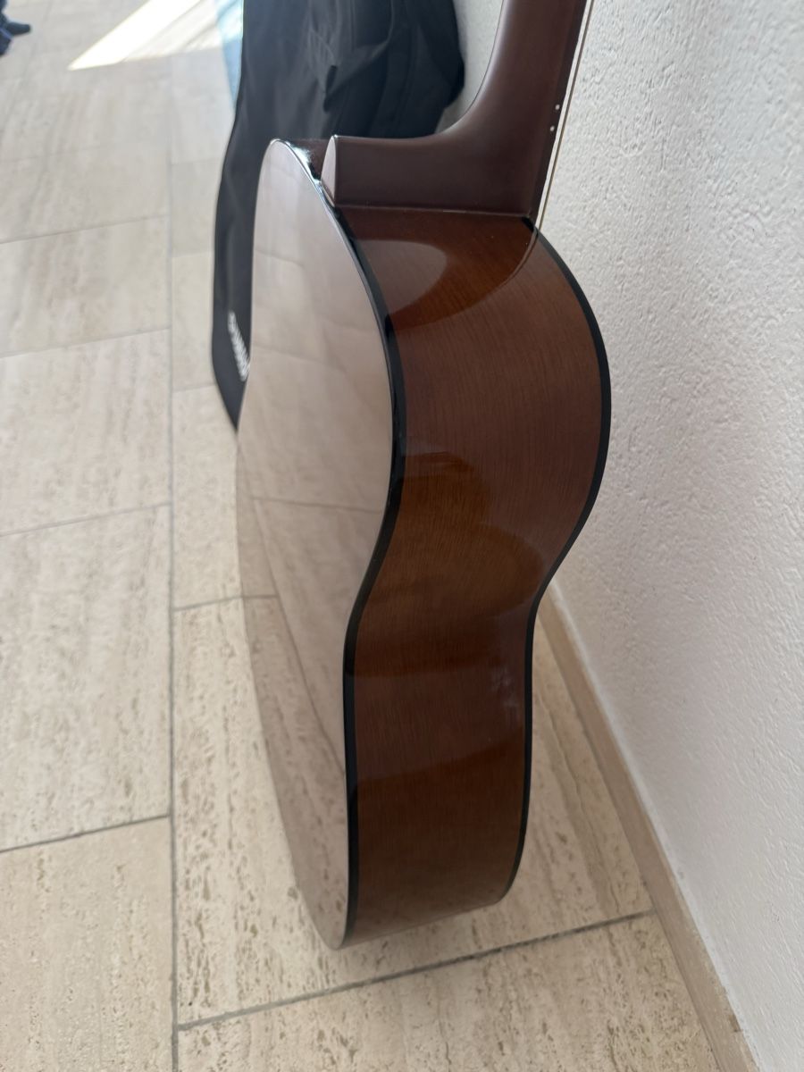 Yamaha Strumenti musicali: Yamaha F310P Akustikgitarr inkl. Original-Tasche – Nuovo (secondo la descrizione) da Zürich venduto da __sandro 6
