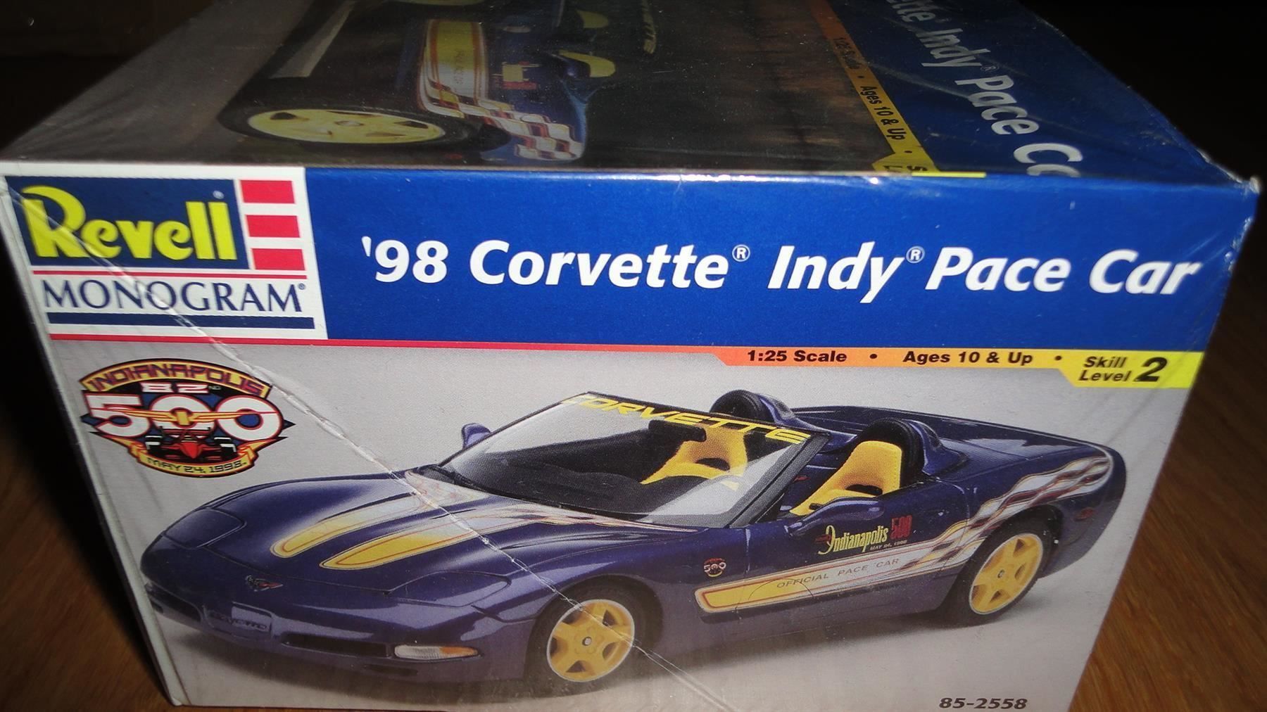 Revell Modellini d'auto: REVELL '98 CORVETTE INDY PACE CAR 1:25 – Nuovo e nell'imballaggio originale da Frümsen venduto da Malibu69 3