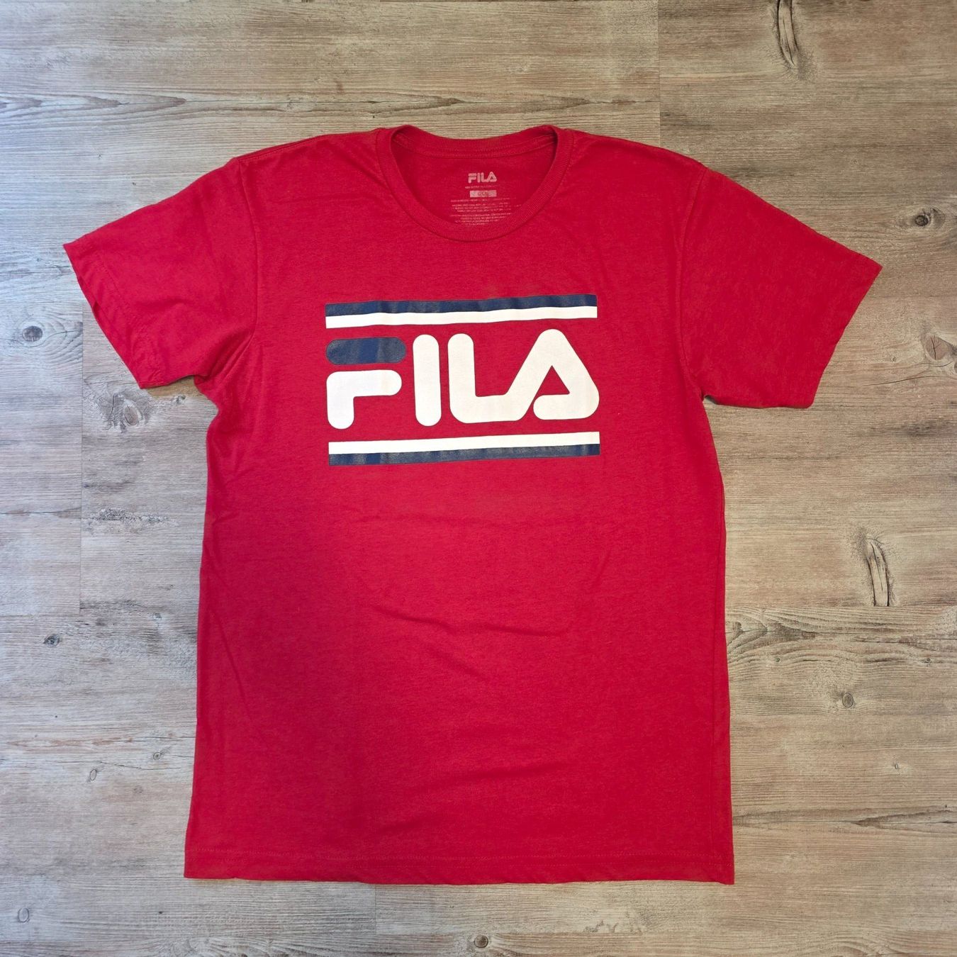 T-shirts: T-Shirt – D'occasion à Porrentruy par Nos_petites_affaires