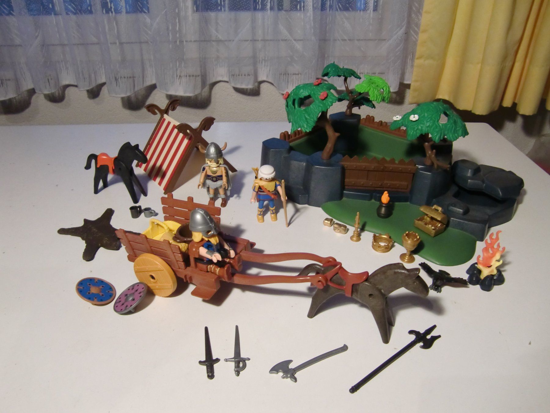 Playmobil Giocattoli: Playmobil Konvolut Wikinger Lager + Wikinger Bastion – Usato da Arbon venduto da magenta10