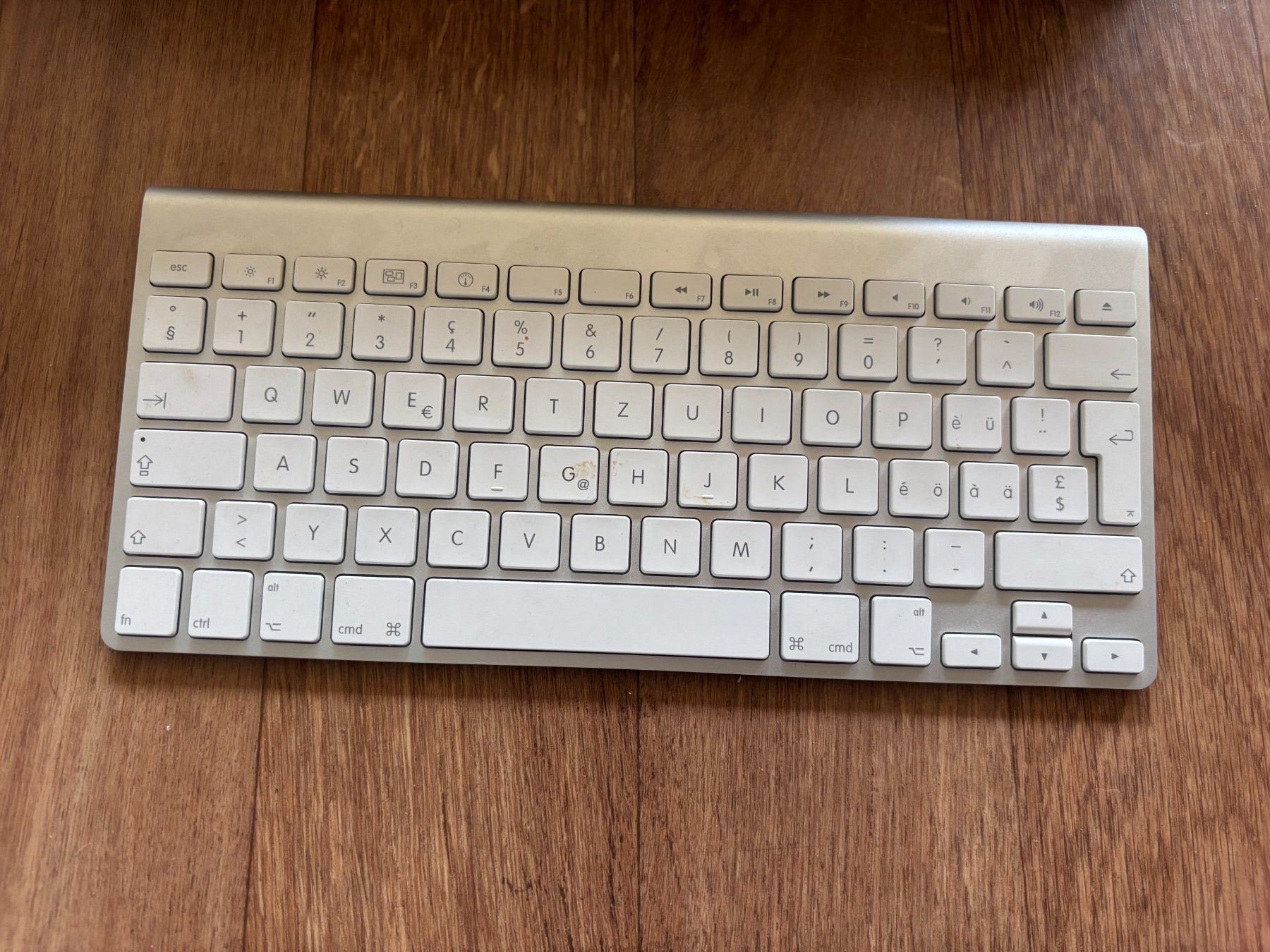 Apple Tastiere: Apple Wireless Keyboard Aluminium – Usato da Muttenz venduto da due_z7qf