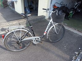 Stabiles Damenfahrrad