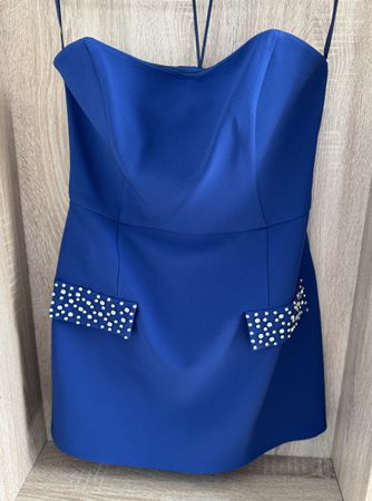 Elegantes blaues Mini-Kleid mit Strass-Details – Abend