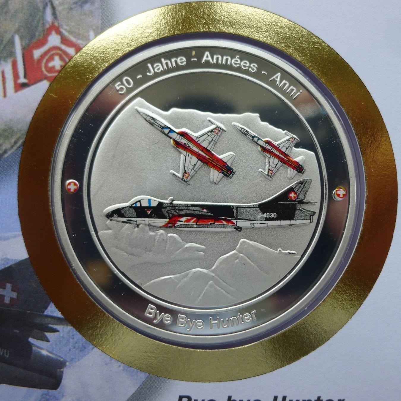 Tutti i francobolli: 2011, Numisbrief "Bye bye Hunter" 50 Jahre Patrouille Suisse – Usato da Sursee venduto da Luzernerraute 1