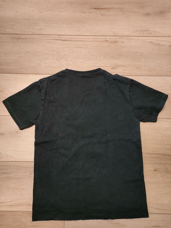 T-shirt noir avec motif  2