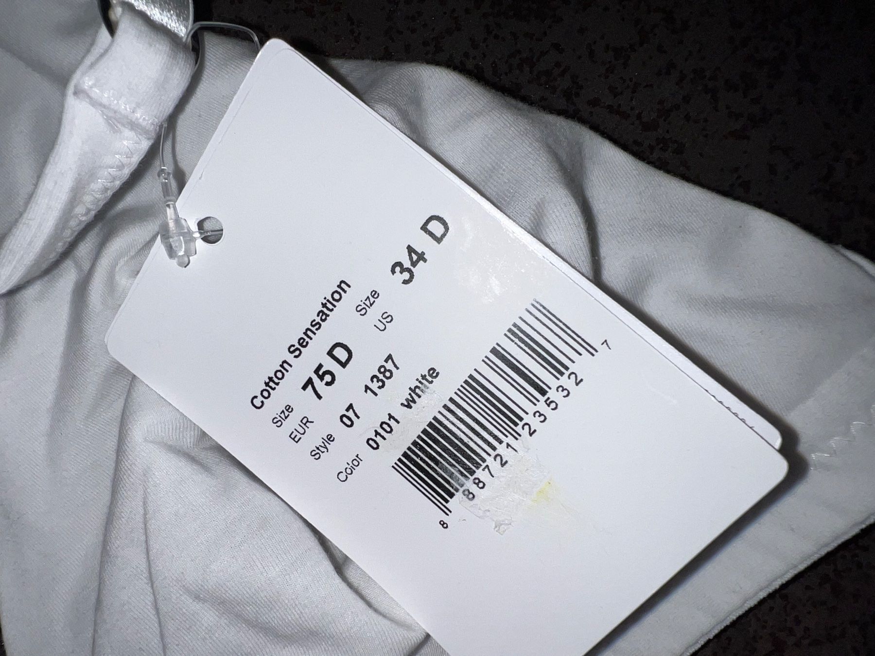 Hanro Altra biancheria intima: BH HANRO 75D neu – Nuovo (secondo la descrizione) da Dornach venduto da samuti 1