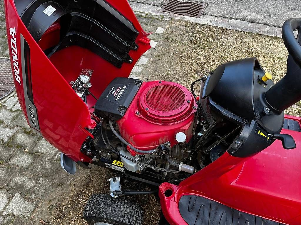 Honda Tagliaerba: Rasentraktor Honda HF 2317 – Usato da Zeiningen venduto da GimaStone 4