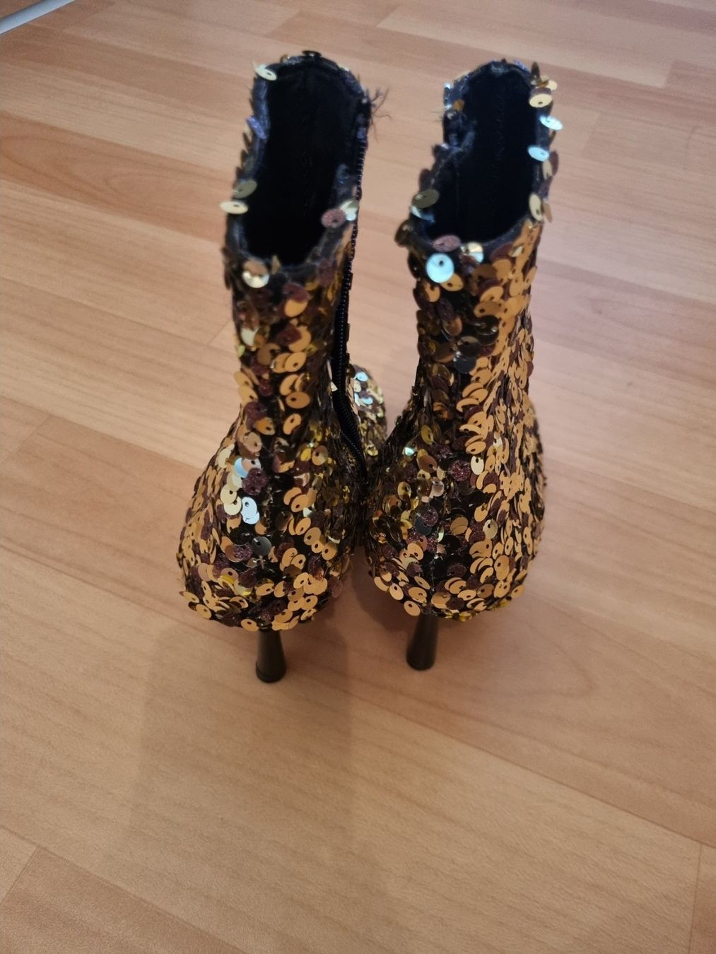 Zara Scarpe da donna: Zara glitzen stiefel neu 37 – Usato da Gossau Zh venduto da A-Terrinha 1
