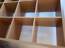 Grosses Holzregal mit 12 Fächern, Top Zustand!