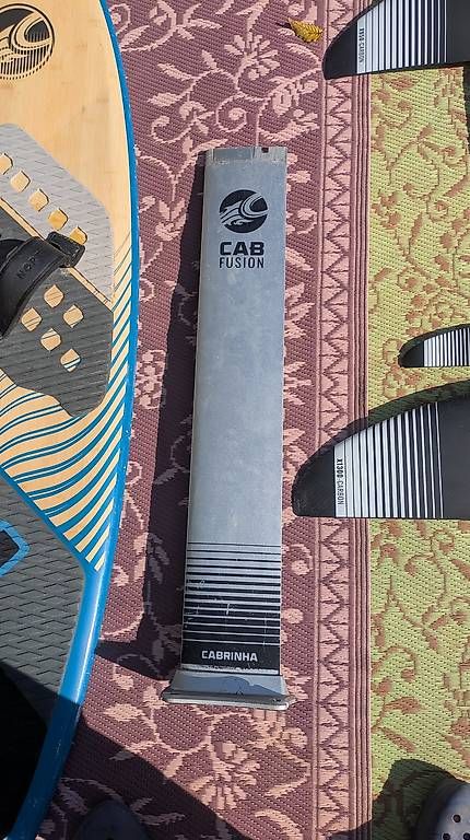 Tavole da surf e di nuoto: Kite Foil Set inkl. 2 Frontflügel – Usato da Zollikofen venduto da Serious 1