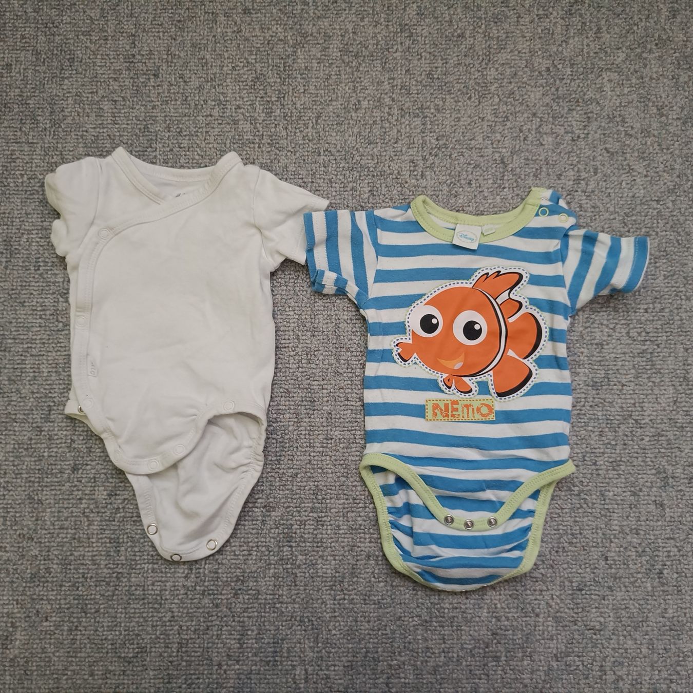 Lotti & Set di vestiti: Body kurzarm Grösse 56 – Usato da Jaberg venduto da urig17.