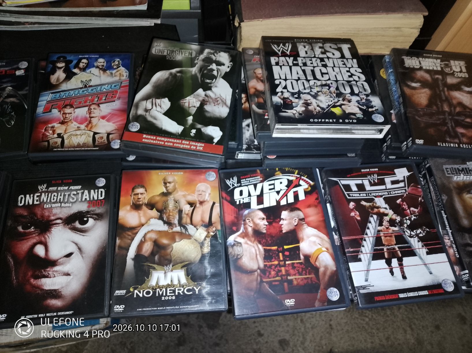 Tutti i DVDs: lot de 90 DVD catch WWE  – Usato da saillon venduto da Lamateur 6