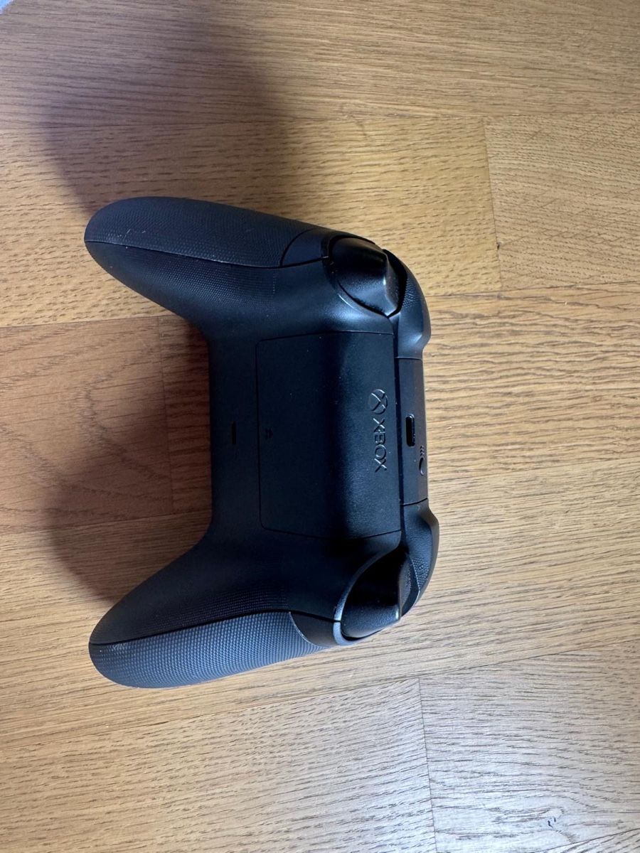 Microsoft Controller: Xbox Gold Shadow Controller 🎮 – Usato da Ebmatingen venduto da dartim 2