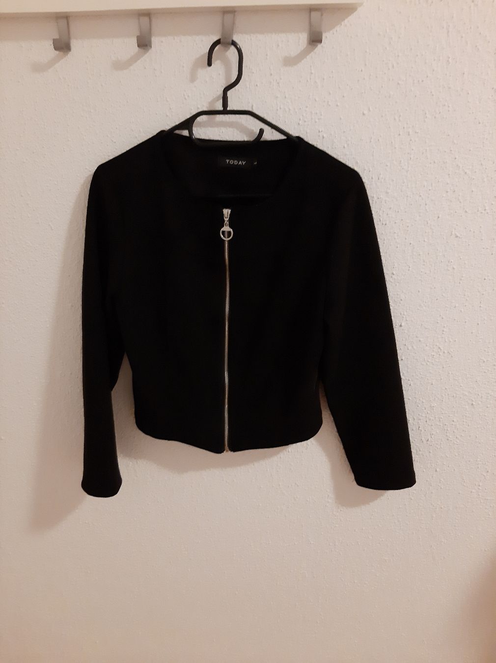 Giacche: Schwarze Jacke "Today", Gr. L – Nuovo (secondo la descrizione) da Hochdorf venduto da Amazone0 1