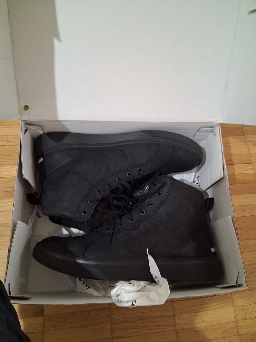 Scarpe da uomo: REV'IT Motorradschuhe  – Usato da St.Moritz venduto da Bandi10 4