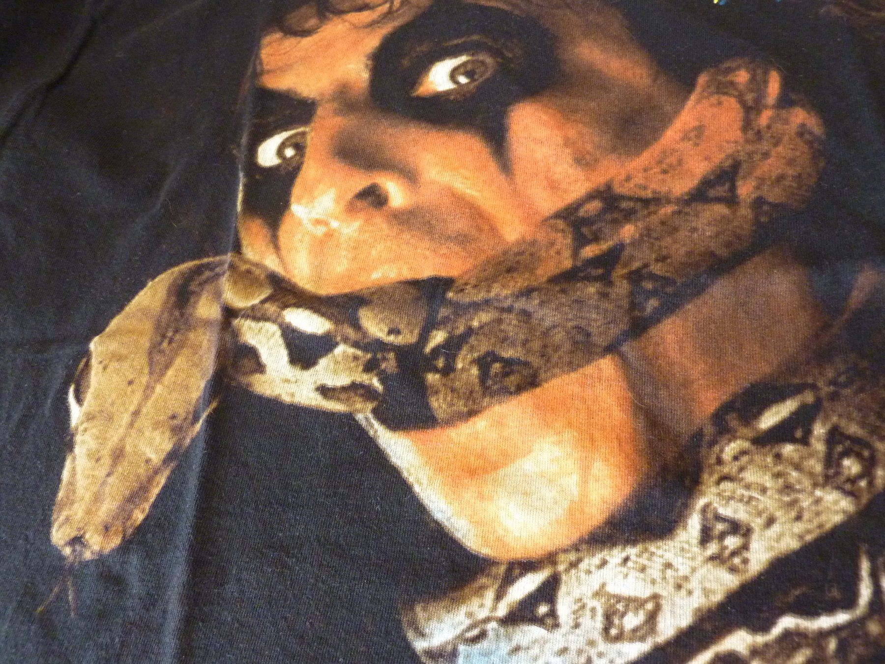 T-shirt: Alice Cooper Constrictor shirt – Usato da Enges venduto da Robinson06 1