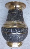 TIBETISCH -CHINESISCHE -VASE, 15 CM,SILBERIG- BUDDHA MOTIVE;