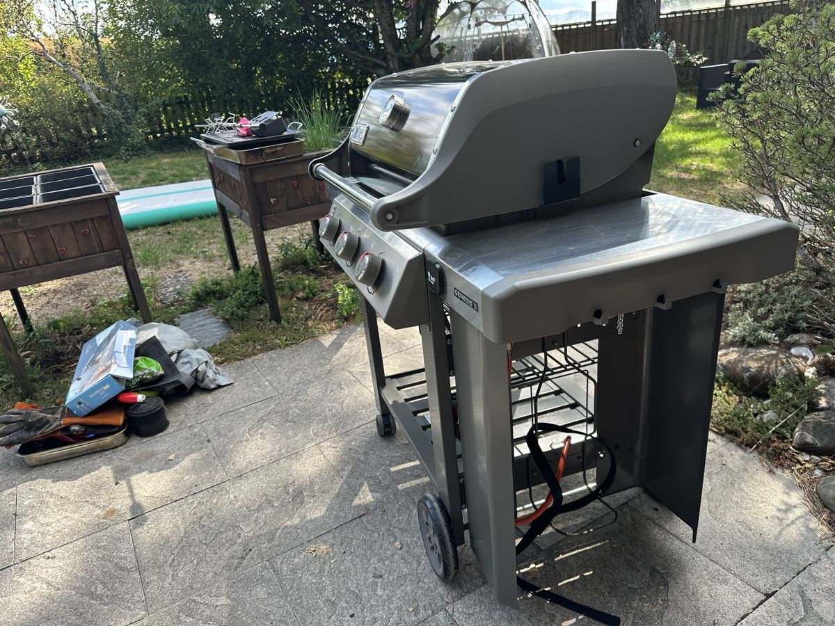 Grils: Weber Grill Genesis 2 – D'occasion à Mönchaltorf par Mlansky 1