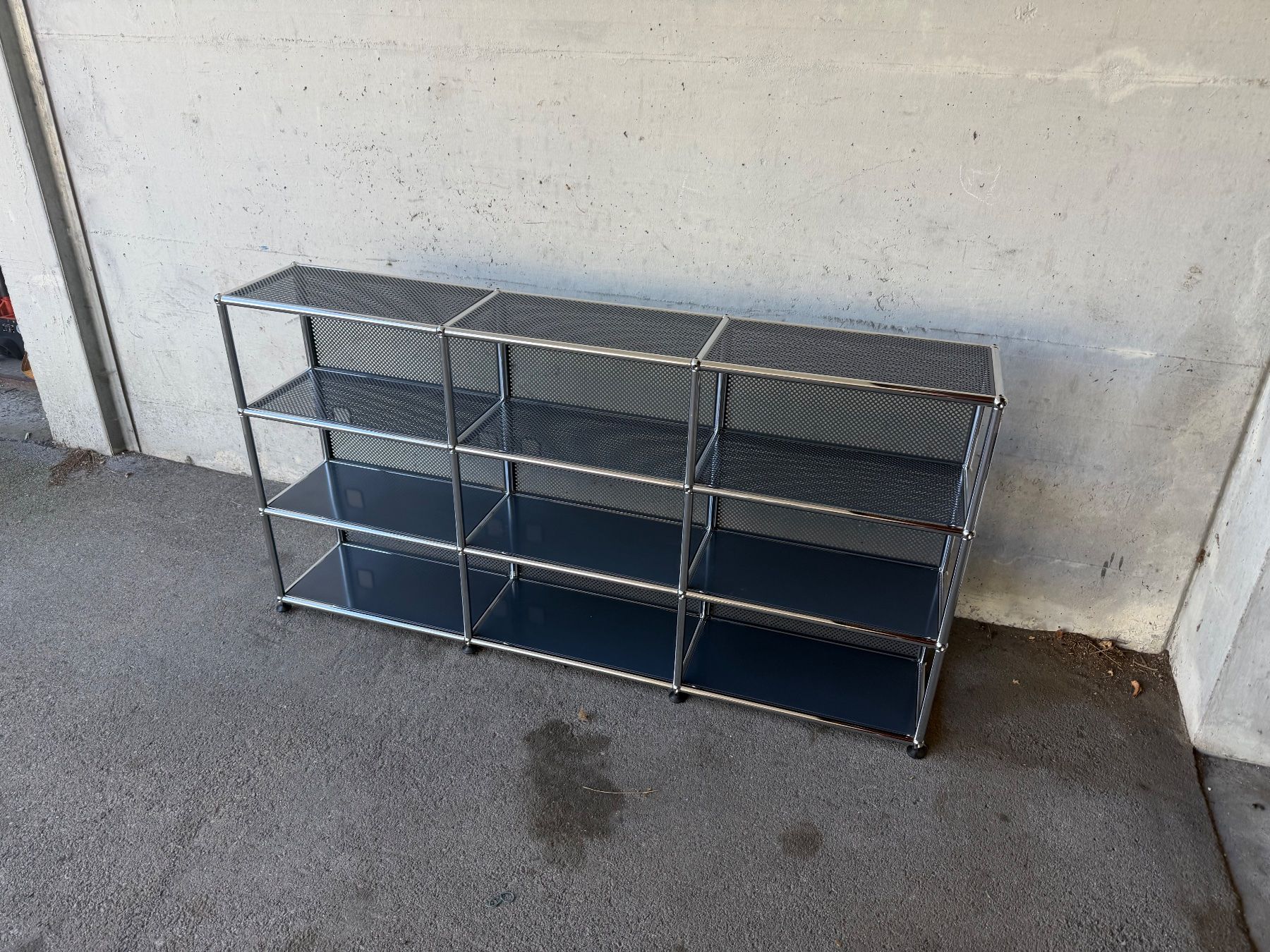 Étagères: USM Haller Sideboard Bucherregal, 150x80x27, Anthrazit – D'occasion à Zürich par Zvijerka