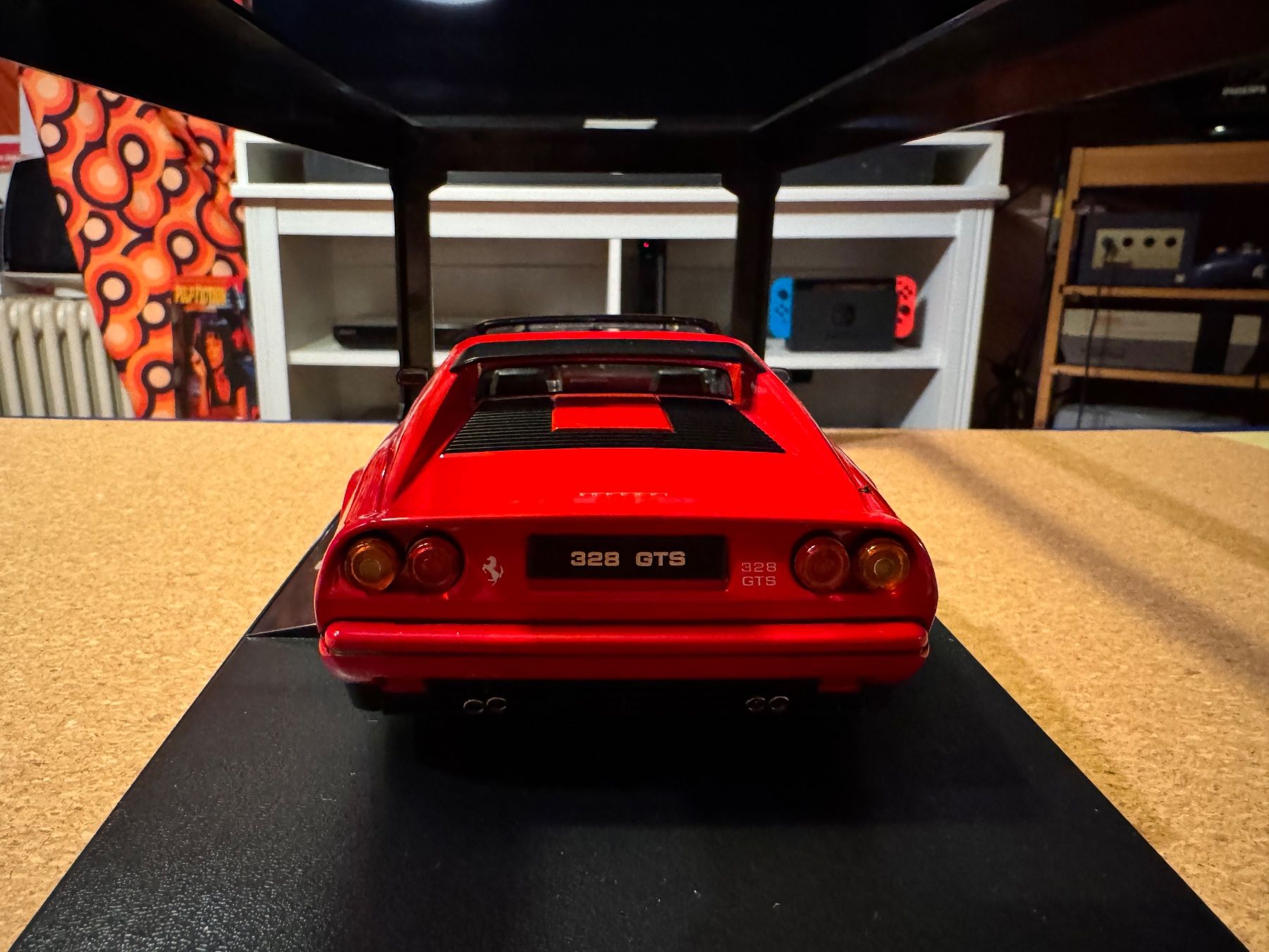 Ferrari Modellini d'auto: Ferrari 328 GTS 1985 1:18 – Nuovo e nell'imballaggio originale da La Russille venduto da Romain5100 5