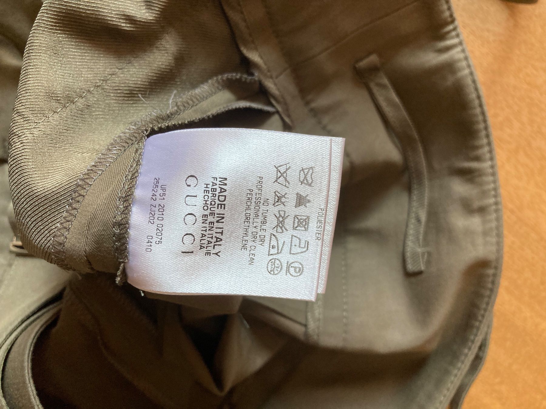 Gucci Hosen: Gucci Shorts – Gebraucht aus Zürich von san_qzr2 8