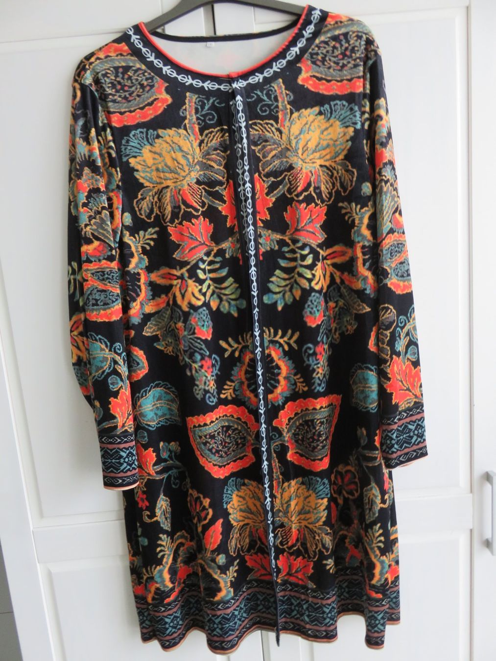 Jacken: BUNTE LONGJACKE Gr. M – Neu (gemäss Beschreibung) aus Lachen SZ von portofino01
