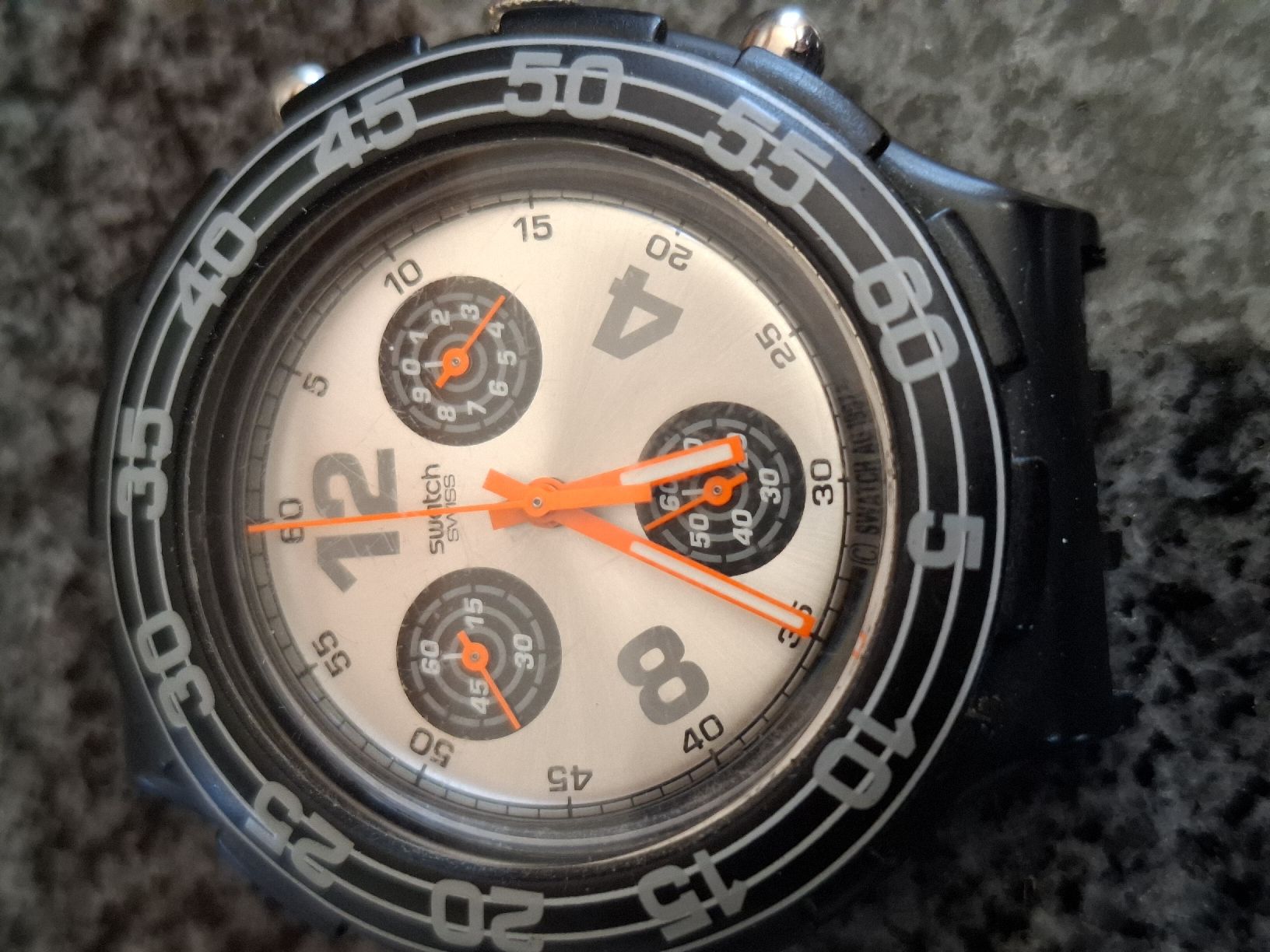 Swatch Orologi: Chronograph Swatch Uhr schwarz – Usato da Rorschacherberg venduto da Luckyhorse 2