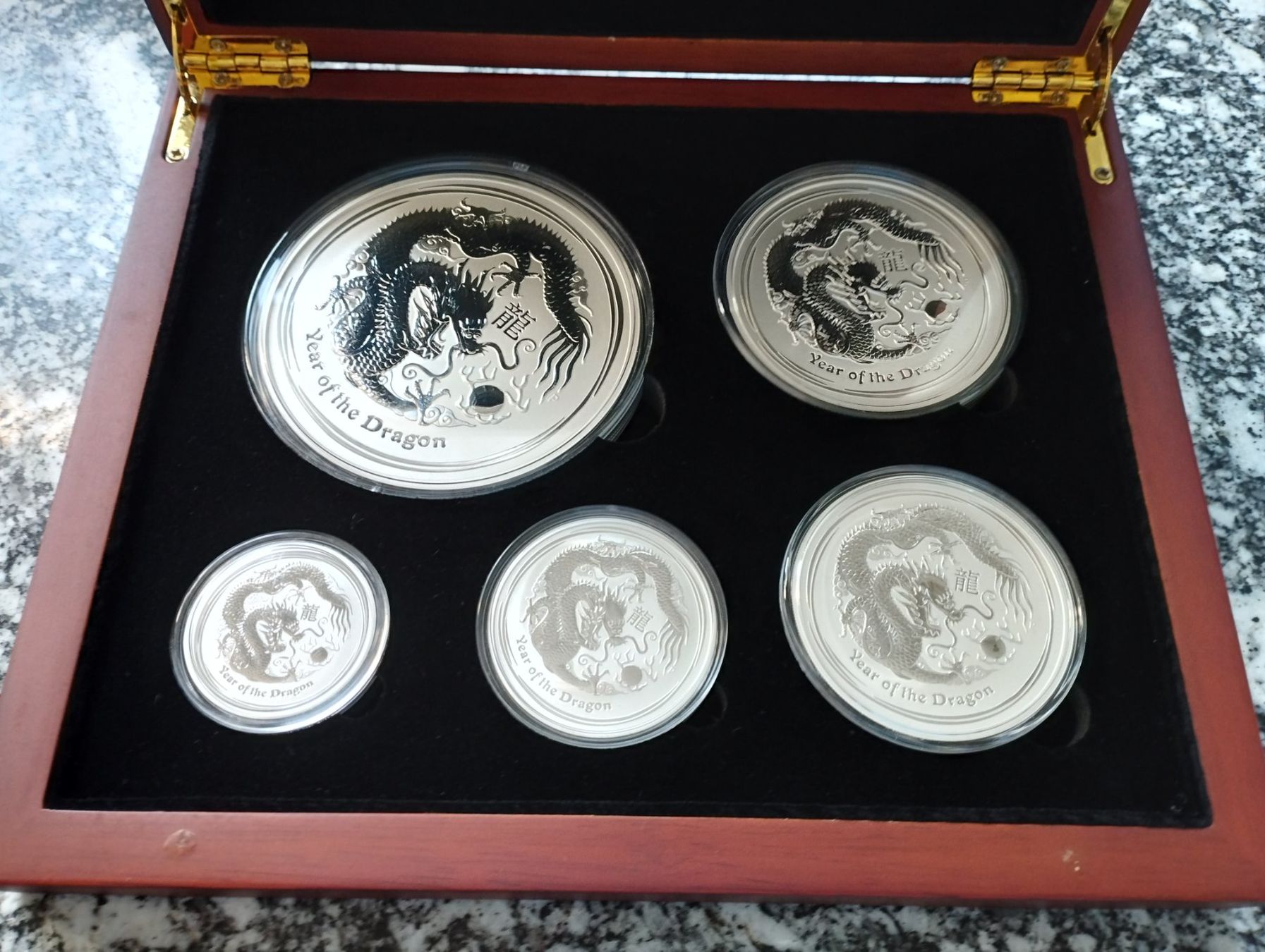 Tutti le monete: Lunar II Drache Set 2012 – Nuovo (secondo la descrizione) da Zuzwil SG venduto da hpzuzwil