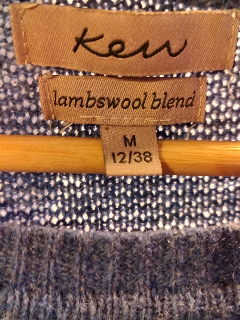 Pulls & Sweat-shirts: Wollpullover (KEW London) – D'occasion à Dättwil AG par dia_6cbv 1