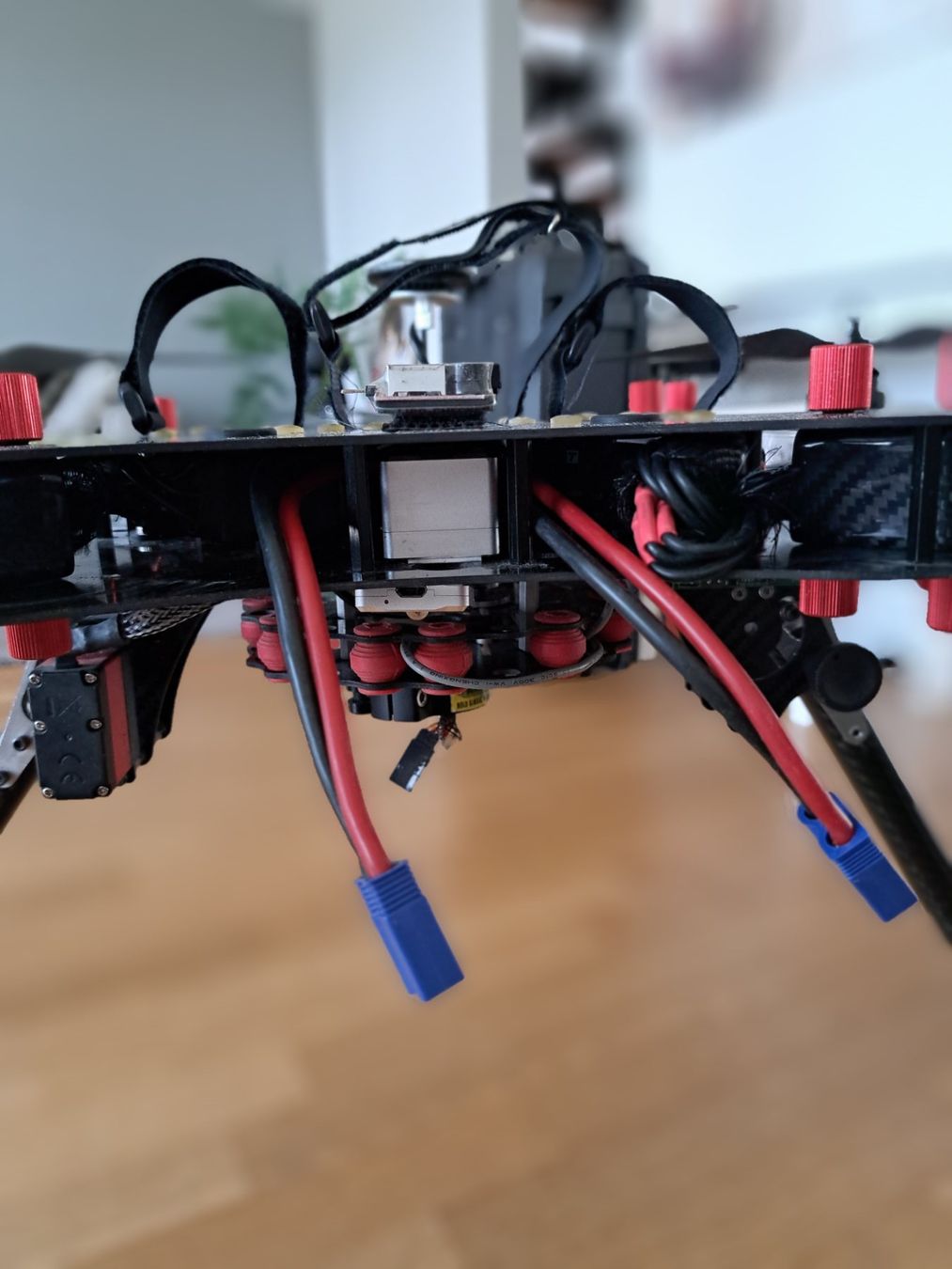 Modellismo RC: X8 Carbon Cortex Cine-Drohne – Usato da Bolligen venduto da thaichristen 2