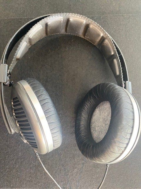 Sennheiser Casques audio: Sennheiser HD 540 Reference – D'occasion à Würenlingen par Schneiderhifi