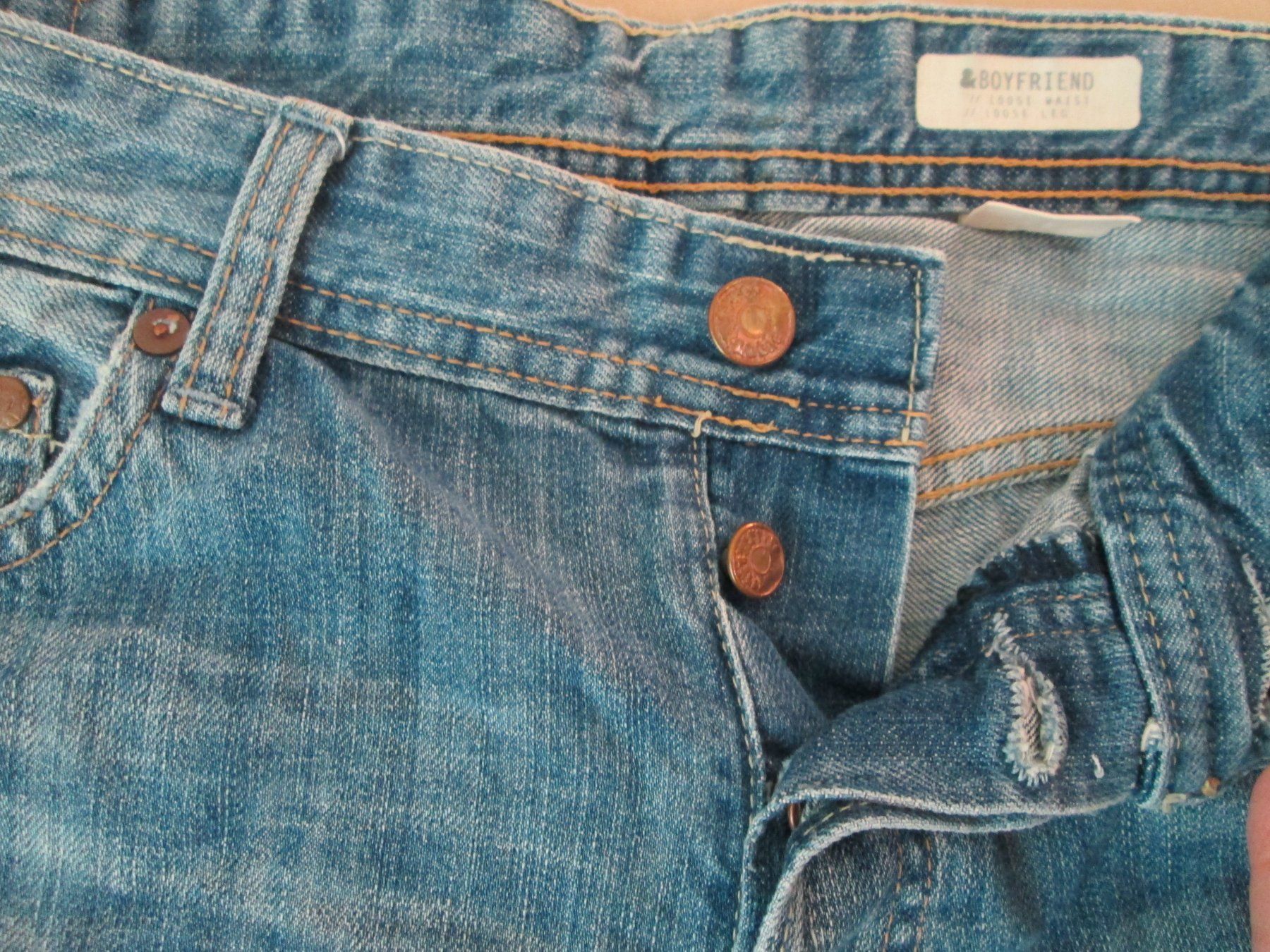 H&M Jeans: Boyfriend Shorts – Usato da Neuchâtel venduto da Dualseele 1