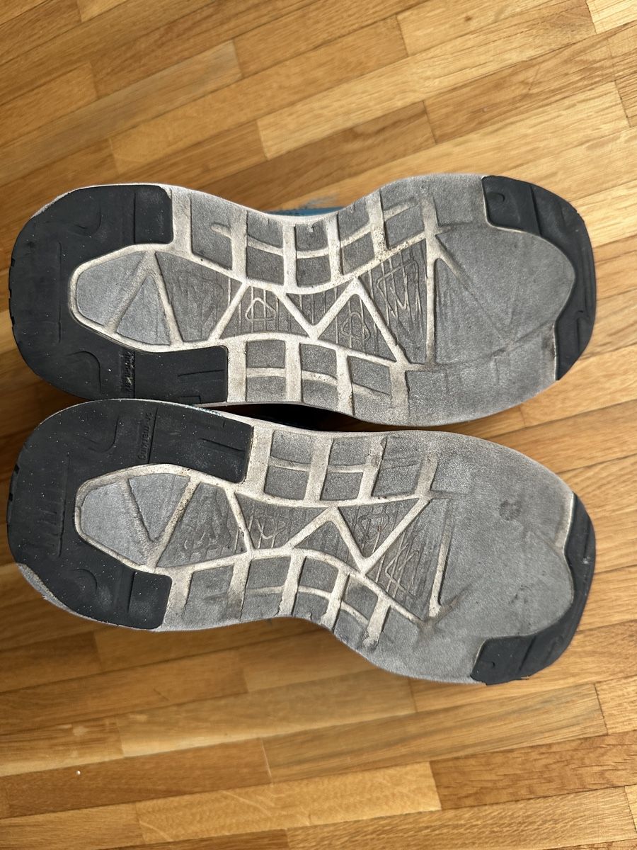 Puma Chaussures garçon: Puma Trinity Lite AC+ PS sneakers size 32 – D'occasion à Lausanne par brixton 5
