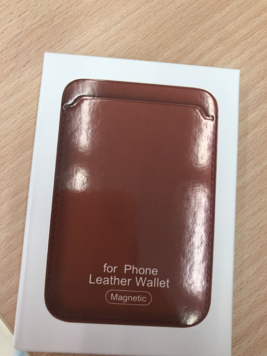 Cover & Protezioni schermo: iPhone Leather wallet (ab iPhone 12 ) – Nuovo e nell'imballaggio originale da Biel/Bienne venduto da useit
