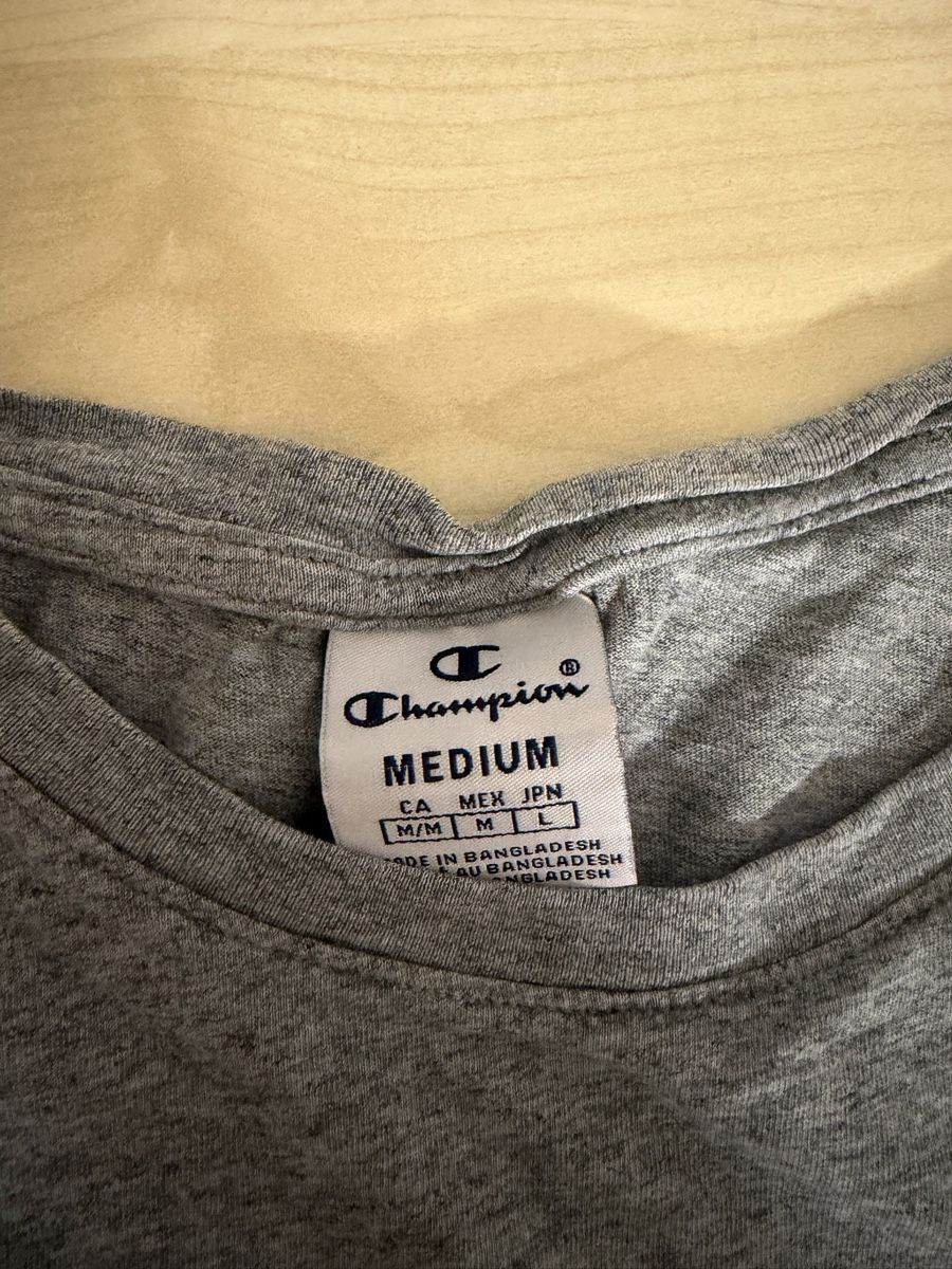 Champion T-shirt: Champion T-Shirt – Usato da Kaisten venduto da r_w 1