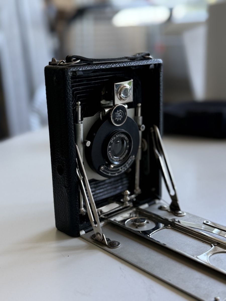 Fotocamera: Dr. Krügener’s Platten- / Klappkamera Extra-Rapid-Aplanat – Usato da Zürich venduto da Geniuss 6