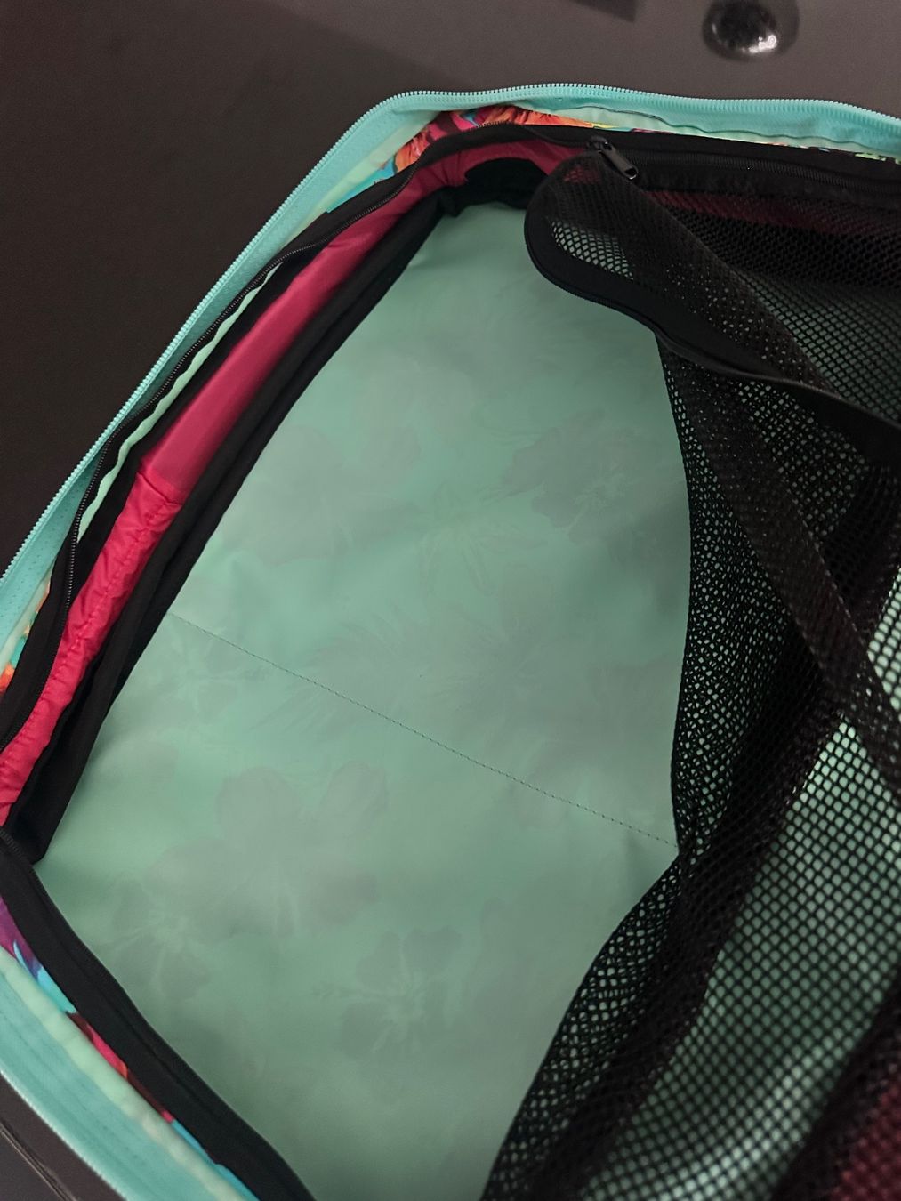 Dakine Valigie: Dakine Rollkoffer Honolulu 49L – Nuovo (secondo la descrizione) da Bolligen venduto da chaetzli1133 7