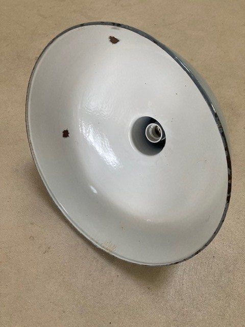 Lampade: industrielampe – Usato da bern venduto da echtbreitsch 1