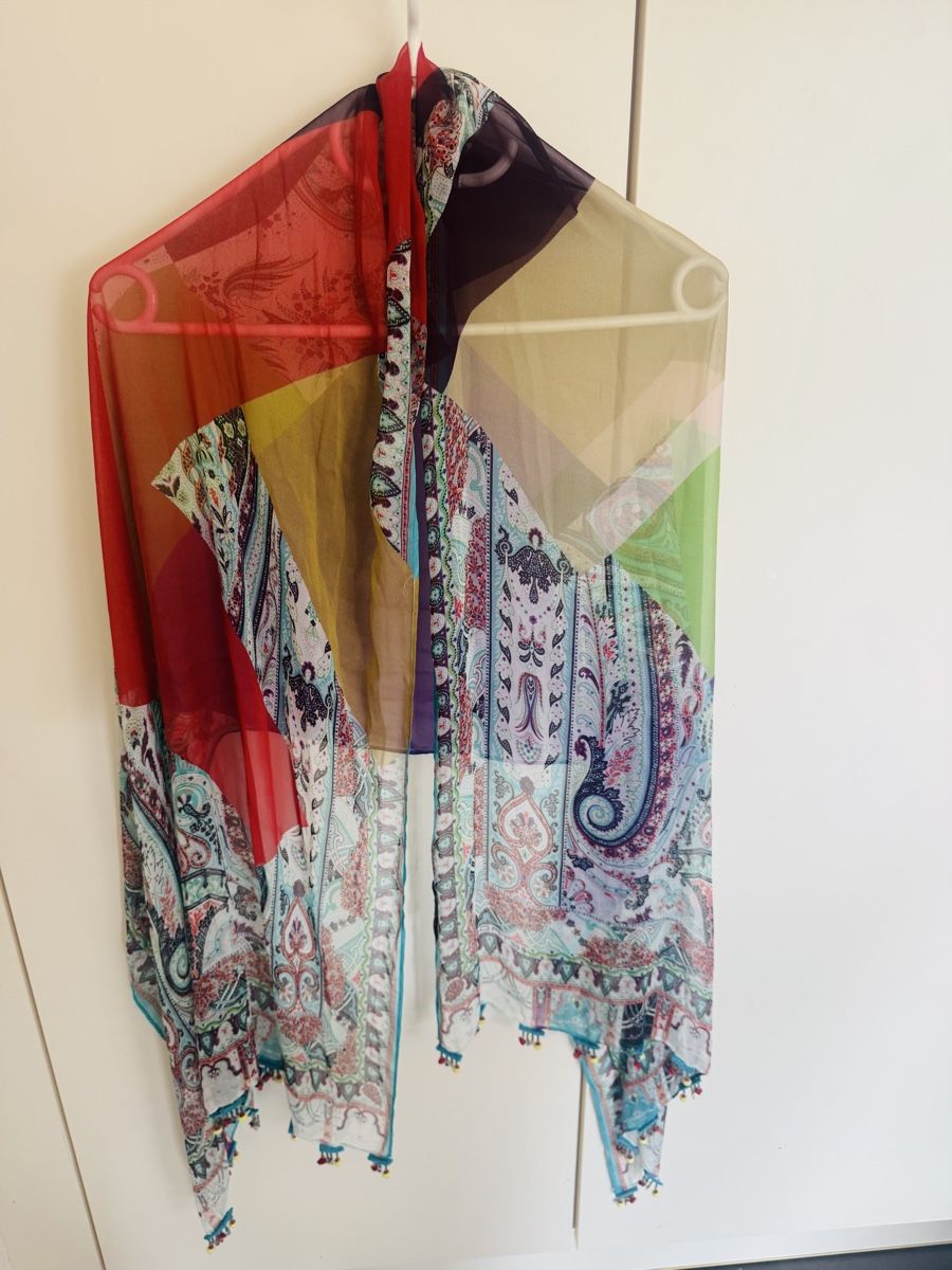 Etro Foulards, Tücher & Schals: Wunderschöne Stola Tuch Etro mit Perlen  – Gebraucht aus Oberglatt ZH von jul_nhy7 1