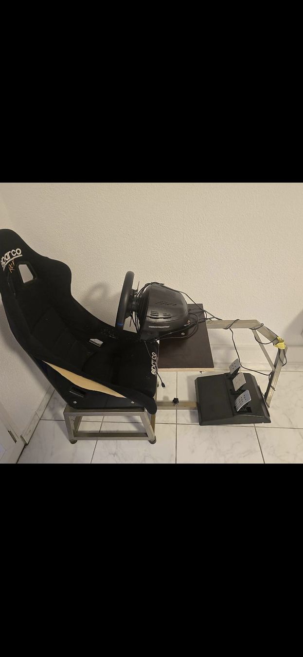 Thrustmaster Controller: Thrustmaster 300 – Usato da Bassersdorf venduto da goramaz 1